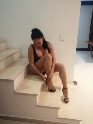 Laura... escort en Guadalajara - Foto 1